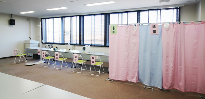 巡回健診会場の設営風景